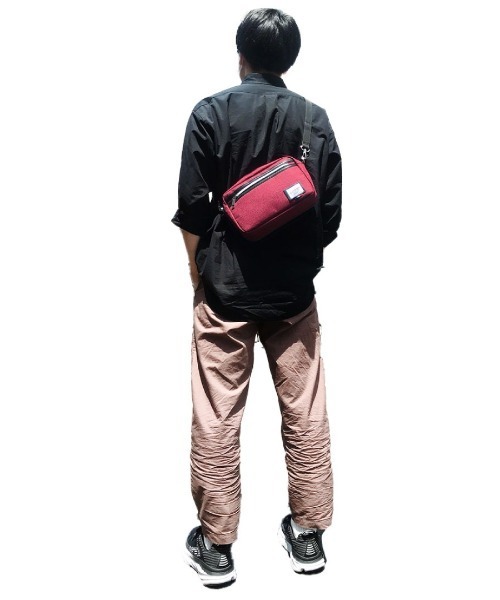BACKYARD FAMILY(バックヤードファミリー)の「Pallas Design サコッシュショルダー マチあり(ショルダーバッグ・メンズ・グレー/ブラック/ワインレッド/ネイビー・FREE)」の10枚目の写真