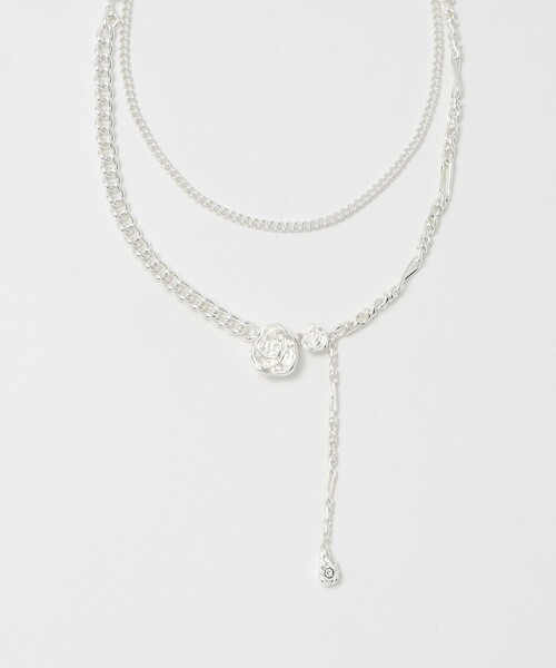 Soierie(ソワリー)の「<Soierie>Rose layered ネックレス(ネックレス・レディース・シルバー・FREE)」の18枚目の写真