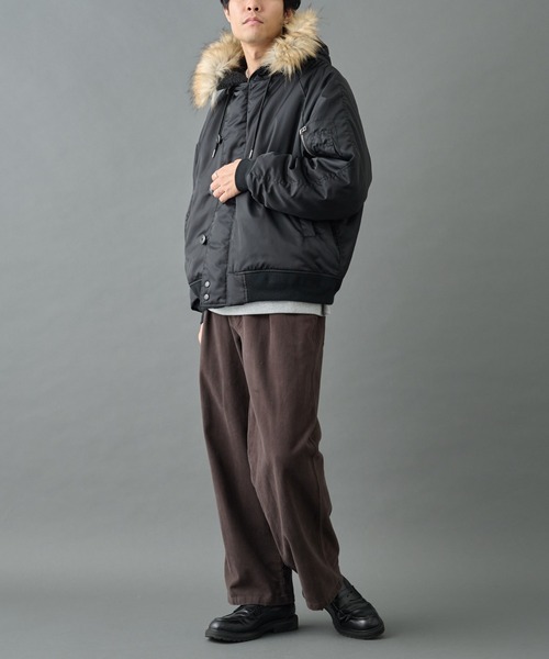 COLONY 2139(コロニートゥーワンスリーナイン)の「N-2Bジャケット(その他アウター・メンズ・ブラック/カーキ・MEDIUM/LARGE)」の6枚目の写真