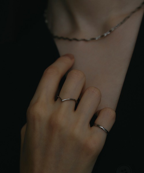 CENE（セネ）の「【CENE】セネ/エッジラインリング（リング・レディース・ゴールド/シルバー・#9/#11/#13）」の7枚目の写真