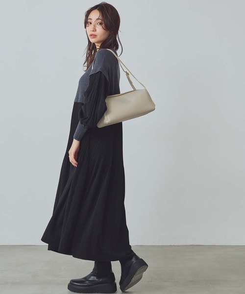 Gready Brilliant(グレディブリリアン)の「Vネックニット×プリーツワンピース(ワンピース・レディース・ブラック系その他/ブラウン系その他・38)」の14枚目の写真