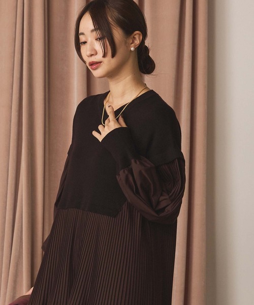 Gready Brilliant(グレディブリリアン)の「Vネックニット×プリーツワンピース(ワンピース・レディース・ブラック系その他/ブラウン系その他・38)」の8枚目の写真