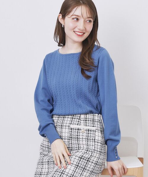 index（インデックス）の「ボートネックケーブルニット【洗濯機OK/抗ピル】（ニット/セーター・レディース・ナチュラル/ブルー/ピンク/ネイビー・36/34/40/38/42）」の3枚目の写真