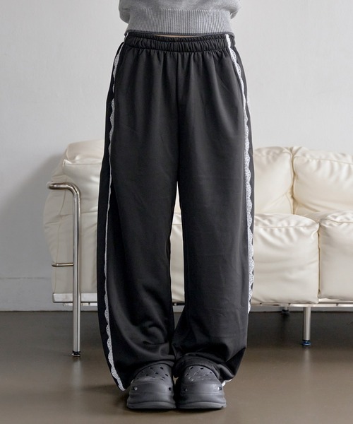 UNE MANSION（ユヌマンション）の「【ストリングによってシルエット変更可能】エッジレースバックポケットスウェットパンツ（スウェットパンツ・レディース・グレー/ブラック・FREE）」の12枚目の写真