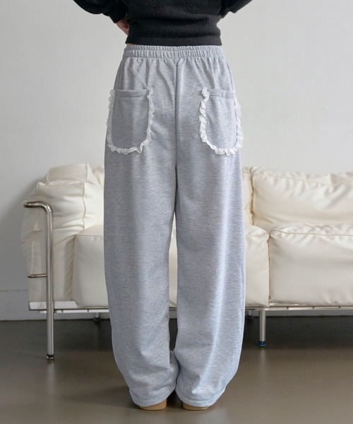 UNE MANSION（ユヌマンション）の「【ストリングによってシルエット変更可能】エッジレースバックポケットスウェットパンツ（スウェットパンツ・レディース・グレー/ブラック・FREE）」の20枚目の写真