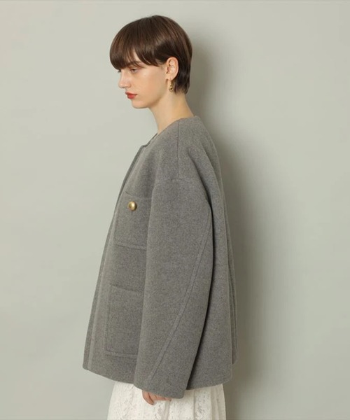 CADUNE（カデュネ）の「ノーカラーポケットコート（ダウンジャケット/コート・レディース・ダークグレー・34/36/38）」の4枚目の写真