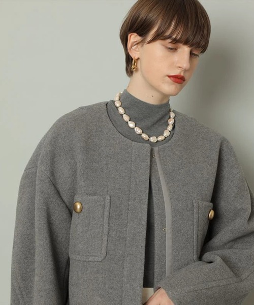 CADUNE（カデュネ）の「ノーカラーポケットコート（ダウンジャケット/コート・レディース・ダークグレー・34/36/38）」の3枚目の写真