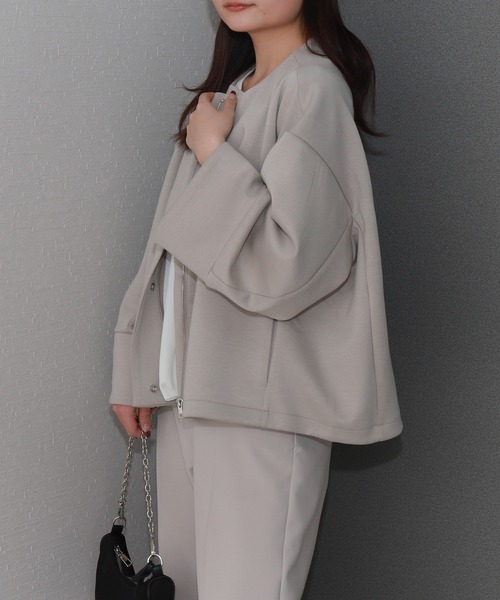 libelle more（リベル モア）の「ダンボールポンチコクーンノーカラージャケット 通勤やオケージョンにも◎ 体型カバー（ノーカラージャケット・レディース・モカ/ブラック/カーキ/グレイッシュベージュ/チャコールグレー・M）」の4枚目の写真