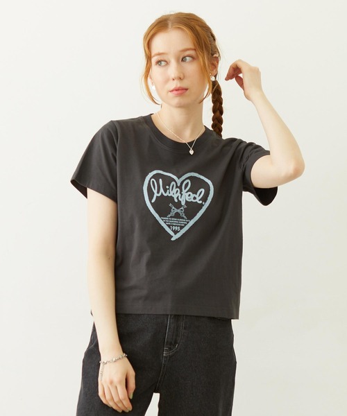 MILKFED.(ミルクフェド)の「HANDWRITTEN HEART COMPACT S/S TEE(Tシャツ/カットソー・レディース・オフホワイト/ライトピンク/チャコール・M/S)」の3枚目の写真