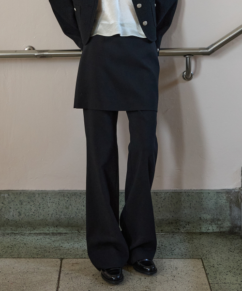 TTUDEMENT(トュードメント)の「LAYERED FLARE SKIRT PANTS BLACK(その他パンツ・レディース・その他・SMALL/MEDIUM)」の2枚目の写真