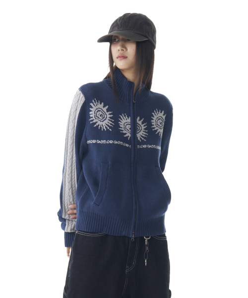 AAKAM(アーカム)の「Sun Jacquard Zip-Up Sweater (Navy)(ニット/セーター・レディース・その他・1/2)」の5枚目の写真