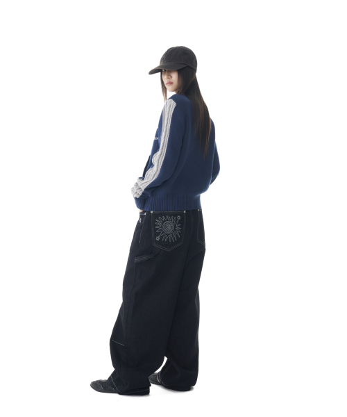 AAKAM(アーカム)の「Sun Jacquard Zip-Up Sweater (Navy)(ニット/セーター・レディース・その他・1/2)」の6枚目の写真