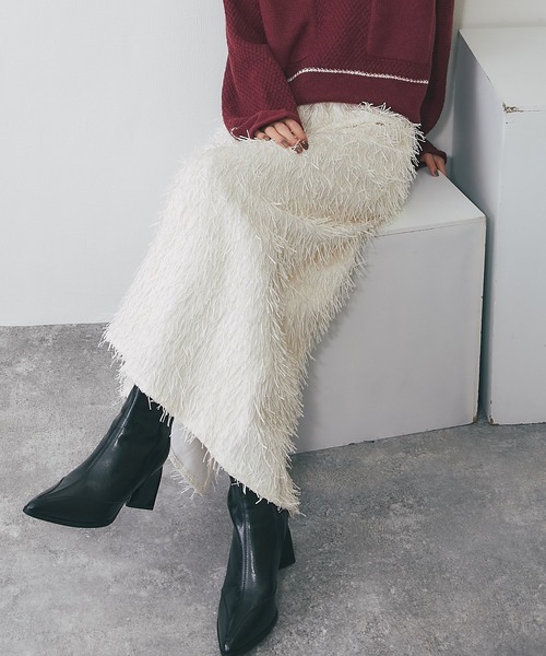 ANOTHER S（アナザーエス）の「シャギーフリンジロングスカート（スカート・レディース・ブラック/アイボリー・FREE）」の2枚目の写真