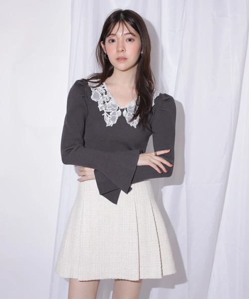 Rirandture（リランドチュール）の「パールレースカラーニットトップス（ニット/セーター・レディース・ボルドー/ブラック/グレー・2）」の4枚目の写真