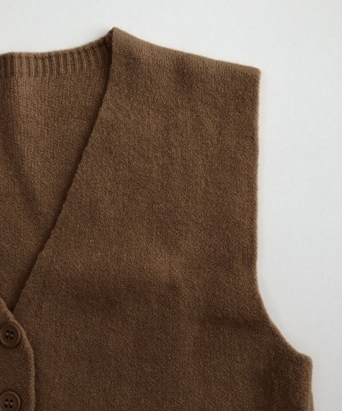 Miniministore(ミニミニストア)の「ニットベスト ニットジレ 重ね着 秋冬服(ベスト・レディース・ベージュ/オレンジ/マスタード/ブラウン/キャメル/ホワイト・FREE)」の21枚目の写真