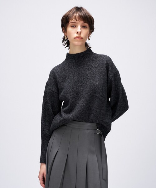 cloenc（クロエンス）の「【手洗い可】ラメハイネックニットプルオーバー（ニット/セーター・レディース・オフホワイト/ライトグレー系8/チャコール/ピンク系1/ベージュ系その他2・02）」の16枚目の写真