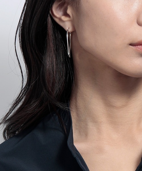 LAH(エルエーエイチ)の「フープピアス(ピアス(両耳用)・レディース・シルバー・ONE SIZE)」の5枚目の写真