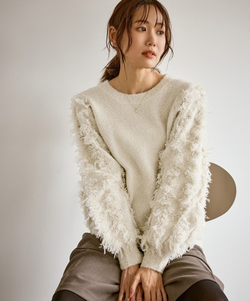 ROPE' PICNIC(ロペピクニック)の「【emur/エミュール】ラメジャガードフリンジスリーブプルオーバー(ニット/セーター・レディース・グレー/オフホワイト/ブルー・38)」の13枚目の写真