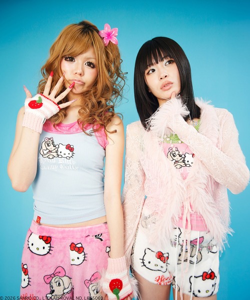 GALFY(ガルフィー)の「【GALFY/ガルフィー】コラボ 仲子レースタンク(タンクトップ・レディース・サックスブルー/ブラック/ホワイト/ピンク・FREE)」の15枚目の写真