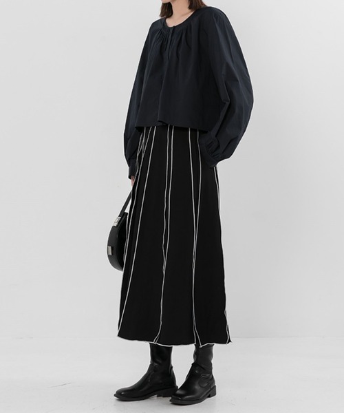 aimoha（アイモハ）の「【moyo】ラインスルーフレアスカート (AW)（スカート・レディース・ブラック/オフホワイト・SMALL/MEDIUM）」の3枚目の写真