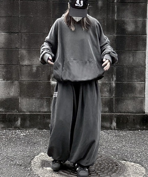 セール】Pigment Logo Sweat Hoodie/ピグメントロゴスウェット