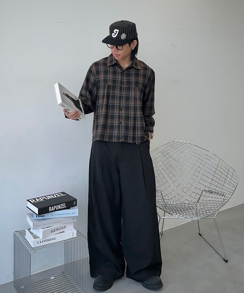 MandO(エムオー)(エムオー)の「2WAYカラビナ付きアクセントワイドアソートパンツ(スラックス・メンズ・ブラック系その他/ブラック・LARGE/MEDIUM/SMALL)」の7枚目の写真