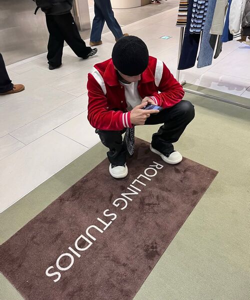 ROLLINGSTUDIOS(ローリングスタジオ)の「VELVET VARSITY JACKET BLACK(スタジャン・レディース・その他・X-SMALL/XX-LARGE/SMALL/LARGE/MEDIUM/X-LARGE)」の13枚目の写真