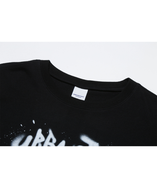 URBANSTOFF(アーバンストッフ)の「スクラブルペイントTシャツ(ブラック)(Tシャツ/カットソー・レディース・その他・LARGE/MEDIUM/SMALL)」の3枚目の写真