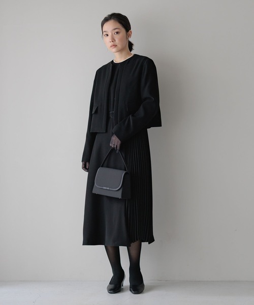 Andemiu（アンデミュウ）の「【WEB限定/T.P.O/2026】ノーカラージャケット608058（ノーカラージャケット・レディース・ブラック系1/ネイビー・MEDIUM/SMALL/LARGE）」の5枚目の写真