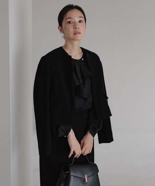 Andemiu（アンデミュウ）の「【WEB限定/T.P.O/2026】ノーカラージャケット608058（ノーカラージャケット・レディース・ブラック系1/ネイビー・MEDIUM/SMALL/LARGE）」の6枚目の写真