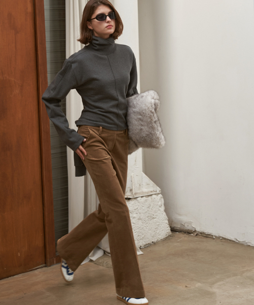 SIGREAT(シグレート)の「Corduroy bootcut pants_beige(その他パンツ・レディース・ベージュ・SMALL)」の4枚目の写真