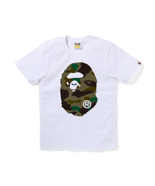 A BATHING APE(アベイシングエイプ)の「1ST CAMO BIG APE HEAD TEE(Tシャツ/カットソー・レディース・ホワイト×グリーン/ブラック×グリーン/ホワイト×イエロー/ブラック×イエロー・XX-SMALL/MEDIUM/SMALL/X-SMALL)」の1枚目の写真
