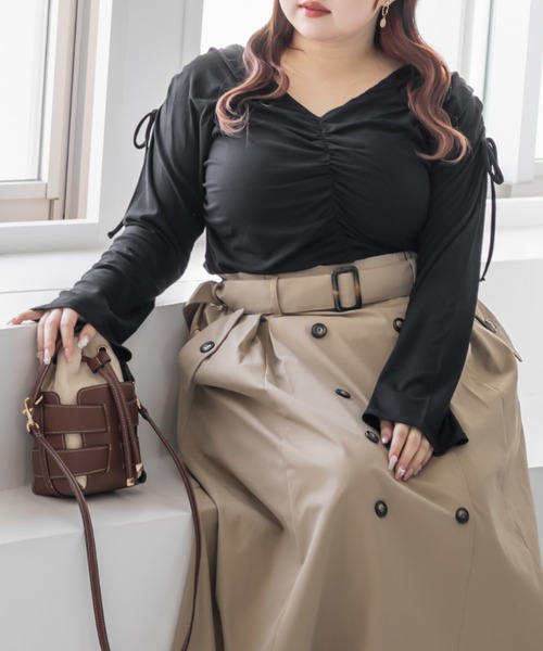 CLETTE（クレット）の「CLETTEオリジナルギャザーデザインカットソー（Tシャツ/カットソー・レディース・ブラウン/グレー/ブラック・LL/3L/4L）」の5枚目の写真