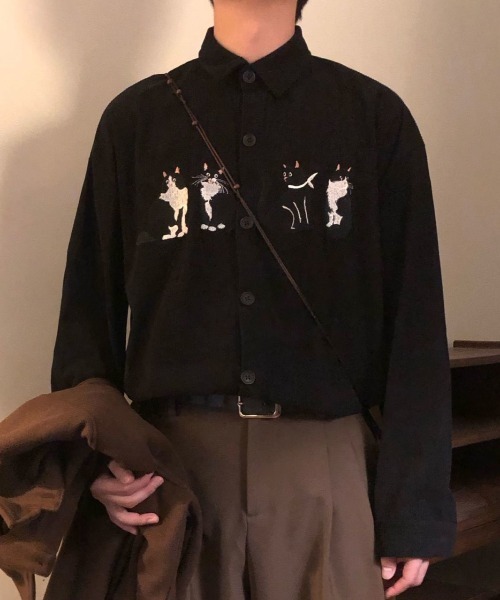 FreeZone(フリーゾーン)の「【春夏新作】ネコ刺繍 コーデュロイシャツ(シャツ/ブラウス・メンズ・ブラウン/ブラック/ベージュ・F)」の5枚目の写真