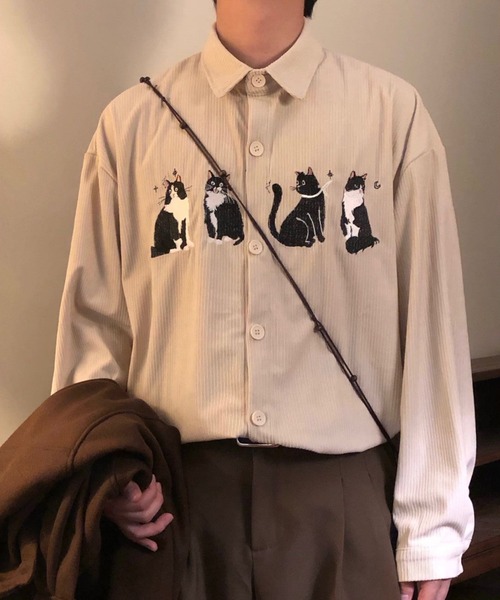 FreeZone(フリーゾーン)の「【春夏新作】ネコ刺繍 コーデュロイシャツ(シャツ/ブラウス・メンズ・ブラウン/ブラック/ベージュ・F)」の6枚目の写真