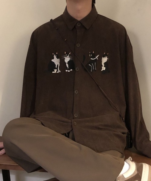 FreeZone(フリーゾーン)の「【春夏新作】ネコ刺繍 コーデュロイシャツ(シャツ/ブラウス・メンズ・ブラウン/ブラック/ベージュ・F)」の11枚目の写真