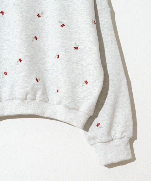 flower（フラワー）の「トゥインクルエンブロイダリースウェット（スウェット・レディース・イエロー/アイボリー・FREE）」の19枚目の写真