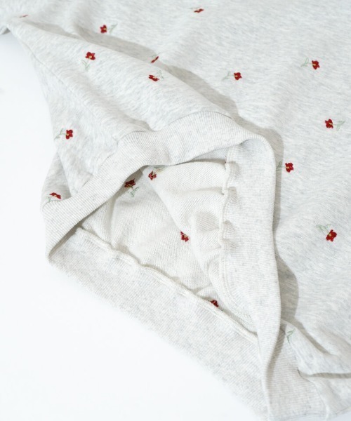 flower（フラワー）の「トゥインクルエンブロイダリースウェット（スウェット・レディース・イエロー/アイボリー・FREE）」の20枚目の写真