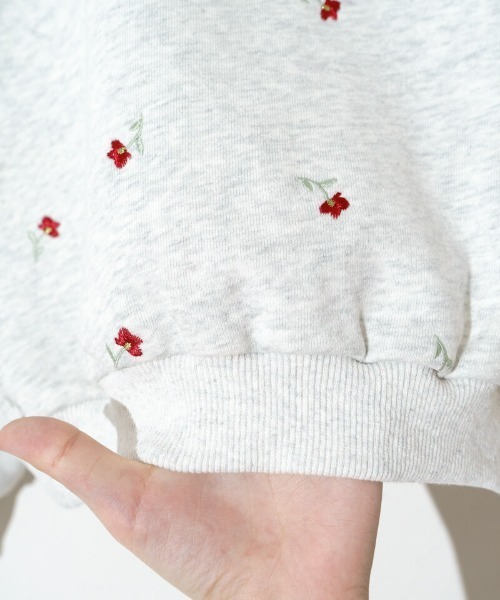 flower（フラワー）の「トゥインクルエンブロイダリースウェット（スウェット・レディース・イエロー/アイボリー・FREE）」の21枚目の写真