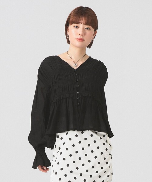 Ray BEAMS（レイビームス）の「シャーリング ペプラム  ブラウス（シャツ/ブラウス・レディース・サックスブルー/ブラック/ホワイト・ONE SIZE）」の6枚目の写真