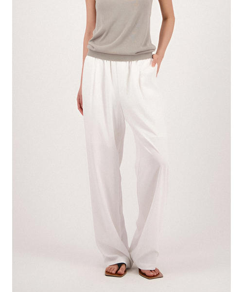 ACUD（アクド）の「Summer Pintuck Bending Slacks _Beige（スラックス・レディース・ベージュ・S/M）」の4枚目の写真