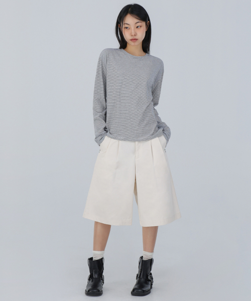 CHICKS(チックス)の「バミューダワイドコットンパンツアイボリー(その他パンツ・レディース・アイボリー・M/S)」の2枚目の写真