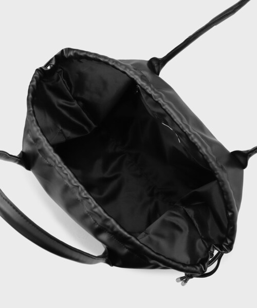 tk.TAKEO KIKUCHI(ティーケータケオキクチ)の「ドロスト2WAYトートバッグ(トートバッグ・メンズ・ブラック系/ブラック・00)」の12枚目の写真