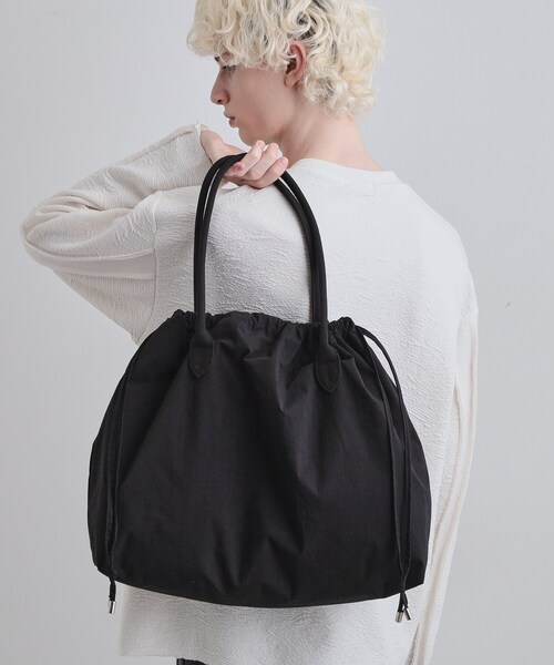 tk.TAKEO KIKUCHI(ティーケータケオキクチ)の「ドロスト2WAYトートバッグ(トートバッグ・メンズ・ブラック系/ブラック・00)」の18枚目の写真