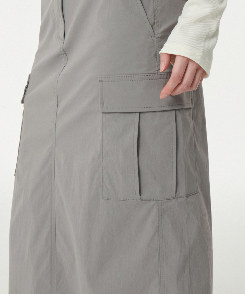 MUSINSA STANDARD WOMAN（ムシンサスタンダードウーマン）の「ウィメンズカーゴマキシスカート[ライトグレー]（スカート・レディース・その他・LARGE/MEDIUM/SMALL/X-SMALL）」の15枚目の写真
