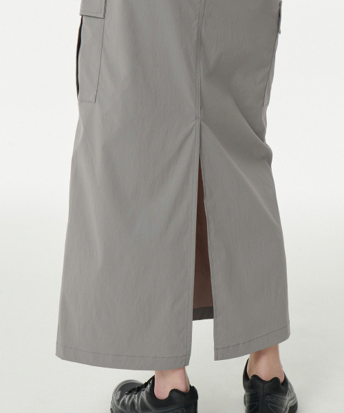 MUSINSA STANDARD WOMAN（ムシンサスタンダードウーマン）の「ウィメンズカーゴマキシスカート[ライトグレー]（スカート・レディース・その他・LARGE/MEDIUM/SMALL/X-SMALL）」の5枚目の写真