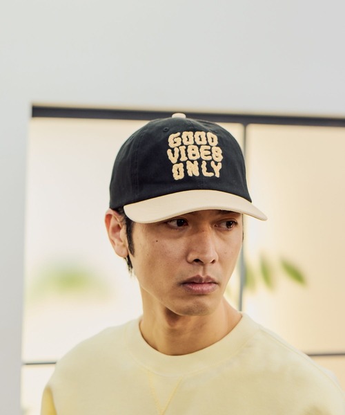 BAYFLOW(ベイフロー)の「バイカラーナミロゴCAP(キャップ・メンズ・オフホワイト/ブラック・FREE)」の1枚目の写真