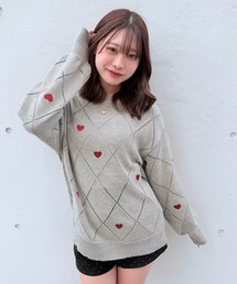 ラメ刺繍ハートニット