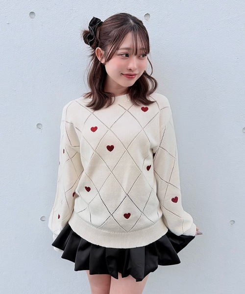 NOMAE(ノーマエ)の「ラメ刺繍ハートニット(ニット/セーター・レディース・アイボリー/グレー/ダークブルー・FREE)」の2枚目の写真