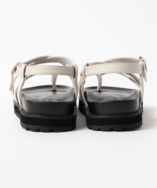 BEAMS HEART(ビームスハート)の「サムリング フットベット サンダル(サンダル・レディース・ブラック/オフホワイト・LARGE/MEDIUM/SMALL)」の8枚目の写真